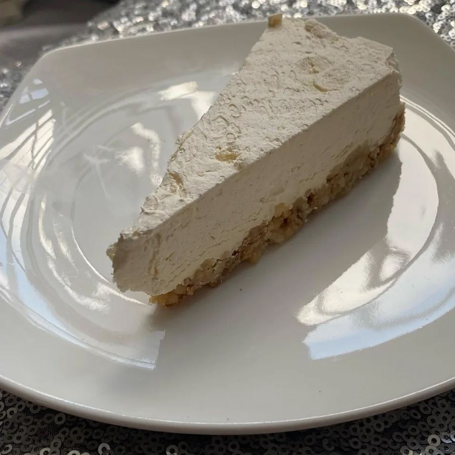 VANILLA VEGAN BEAN CHEESECAKE